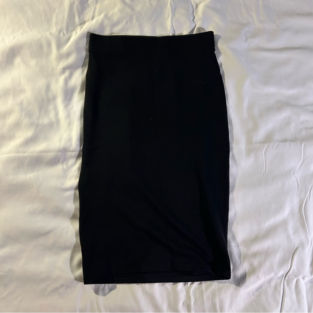 Iris Classic Black Pencil Skirt
